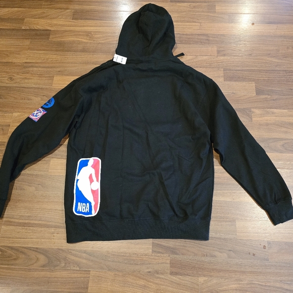 Express Men’s NBA Philadelphia 76ers Logo Hoodie Jacket Size XL New - Picture 4 of 16